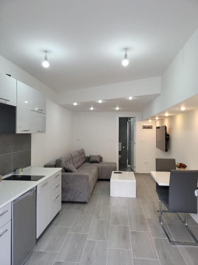 Apartment Diamond -Modern And Lovely Seaside Studio Apartment Kotor Luaran gambar