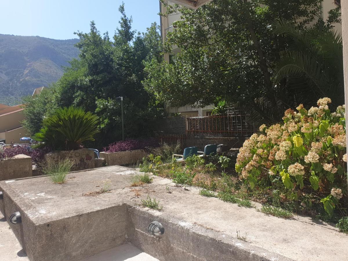 Apartment Diamond -Modern And Lovely Seaside Studio Apartment Kotor Luaran gambar
